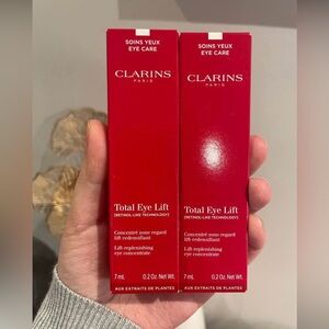 2/39$ Clarins Total Eye Lift Eye Care